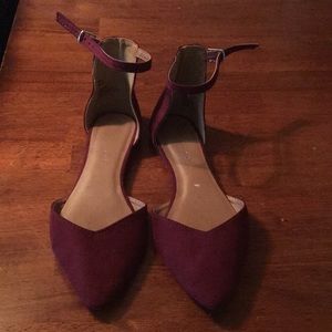 Madden girl size 8 mellie ankle strap flats in burgundy